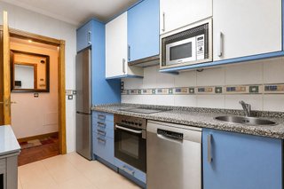 Piso en venta en El Polígono en Gijón