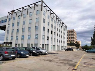 Garaje en venta en Palacio de Congresos - Urbadiez - Entrepuentes en Sevilla