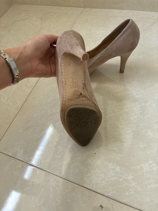 Tacones ante rosa empolvado