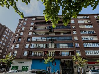 Piso en venta en Castilla - Hermida en Santander