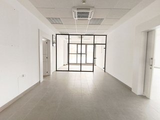 Oficina en venta en Colores - Entreparques en Sevilla