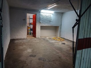Garaje en venta en Carranque - Haza Cuevas en Málaga