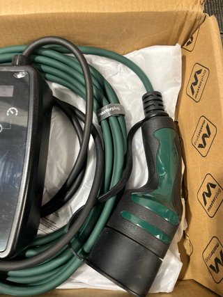 Cable de carga Masterplug EVCM221010-MP2