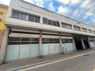 Local comercial en venta en Veinat en Salt