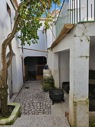 Casa en venta en Olvera