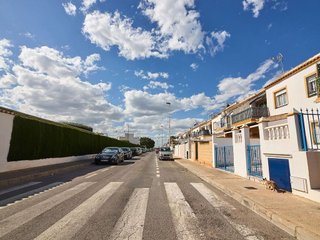 Casa en venta en La Siesta - El Salado - Torreta en Torrevieja