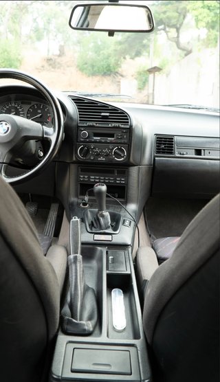 BMW 325i e36