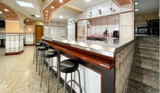 Edificio en venta en Centro Histórico en Vélez-Málaga