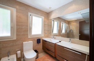 Chalet en alquiler en Las Lomas de Río Verde en Marbella