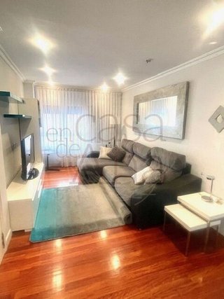Piso en venta en San Pedro de Deusto-La Ribera en Bilbao