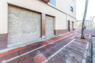 Garaje en venta en Centro - Doña Mercedes en Dos Hermanas