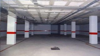 Garaje en venta en Centro - Doña Mercedes en Dos Hermanas