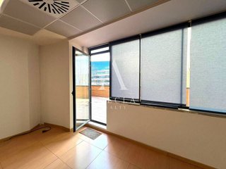 Oficina en alquiler en Coll Favà - Can Magí en Sant Cugat del Vallès