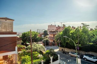 Chalet en alquiler en Finestrelles en Esplugues de Llobregat