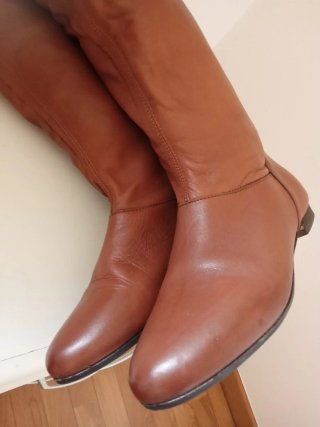 Stivali alti in pelle marrone n.39