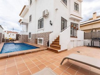 Casa en alquiler en Los Pacos en Fuengirola