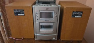 Equipo de música JVC CD/Radio/Casetera