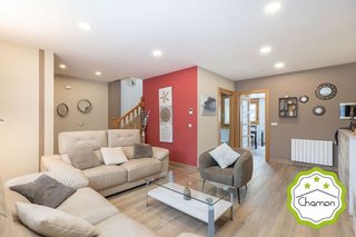 Casa pareada en venta en Azeta - Abatxolo en Portugalete