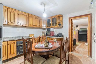 Chalet en venta en Guadix