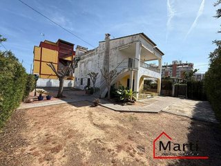 Chalet en venta en Zona Playa en Burriana