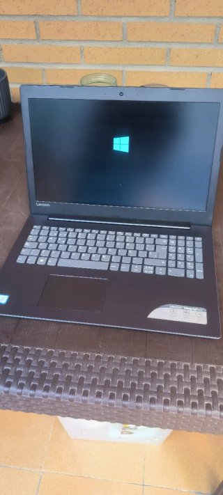 Portátil Lenovo IdeaPad 320 (Leer Descripción)