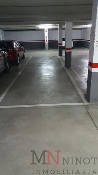 Garaje en alquiler en Este en Castellón de la Plana
