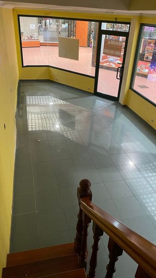 Local comercial en alquiler en Centro - Echegaray en Pontevedra