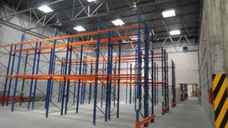 Nave industrial en alquiler en El Barral Ferial en Coslada