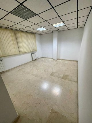 Oficina en alquiler en Centro en Teruel