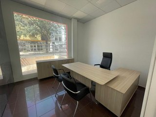 Local comercial en alquiler en Carranque - Haza Cuevas en Málaga