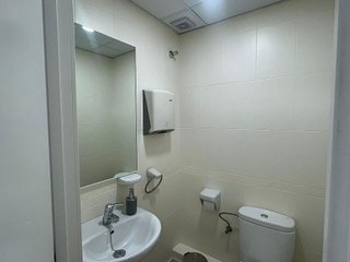 Local comercial en alquiler en Carranque - Haza Cuevas en Málaga
