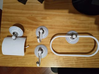 Accesorios Baño Cerámica y Metal