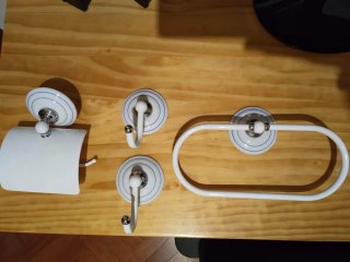 Accesorios Baño Cerámica y Metal