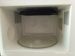 Microondas Daewoo KOG-3705
