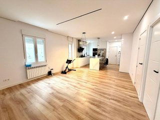 Piso en venta en Numancia - San Fernando en Santander