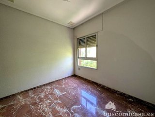 Piso en venta en Zona Hospital en Linares