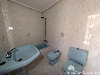 Piso en venta en Zona Hospital en Linares