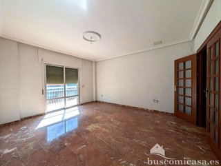 Piso en venta en Zona Hospital en Linares