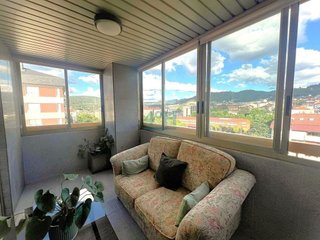 Piso en venta en Universidad en Ourense