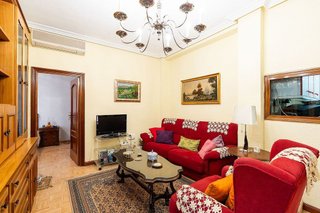 Piso en venta en Cuatro Caminos en Madrid