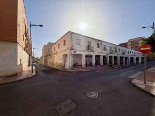 Edificio en venta en Roquetas Centro en Roquetas de Mar