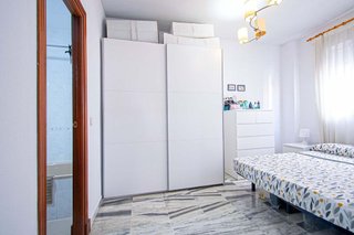 Piso en venta en Colores - Entreparques en Sevilla