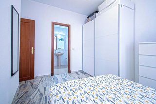 Piso en venta en Colores - Entreparques en Sevilla