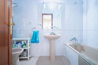 Piso en venta en Colores - Entreparques en Sevilla