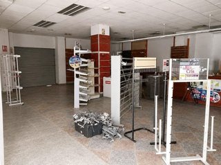 Local comercial en venta en Los Barreros en Cartagena