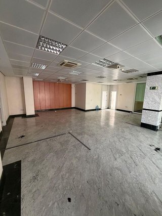 Local comercial en venta en Zona Hispanidad-Vivar Téllez en Vélez-Málaga