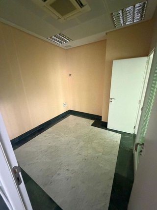 Local comercial en venta en Zona Hispanidad-Vivar Téllez en Vélez-Málaga