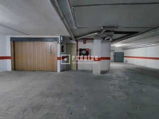 Garaje en venta en La Petxina en Valencia