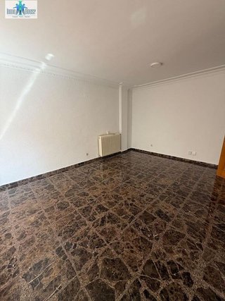 Piso en venta en Santa Cruz - Industria - Polígono Campollano en Albacete