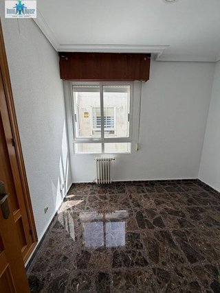 Piso en venta en Santa Cruz - Industria - Polígono Campollano en Albacete